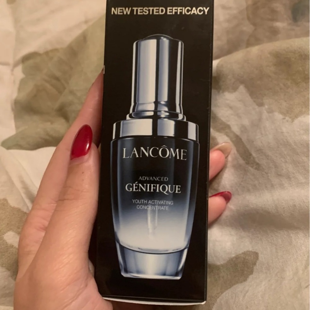 Lancôme advances genifique